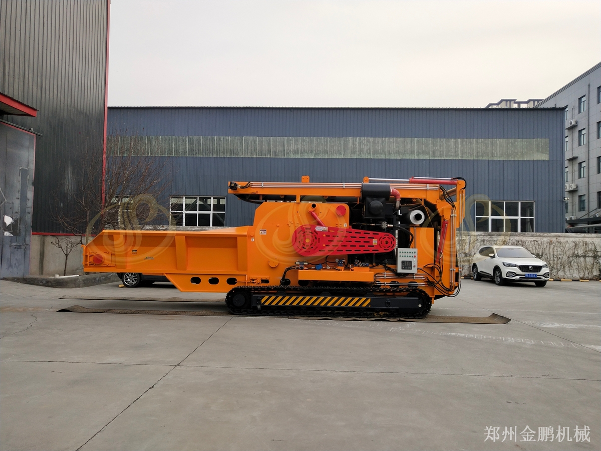 郑州金鹏玉米芯破碎机选型与集中料场预粉碎处理方案