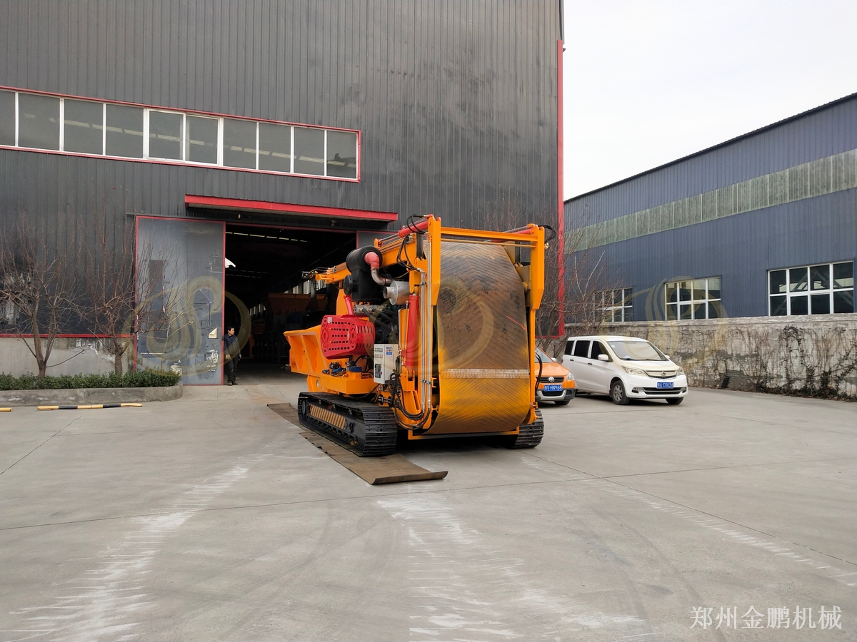 郑州金鹏果树树枝粉碎机选型与集中分散料场作业组织说明