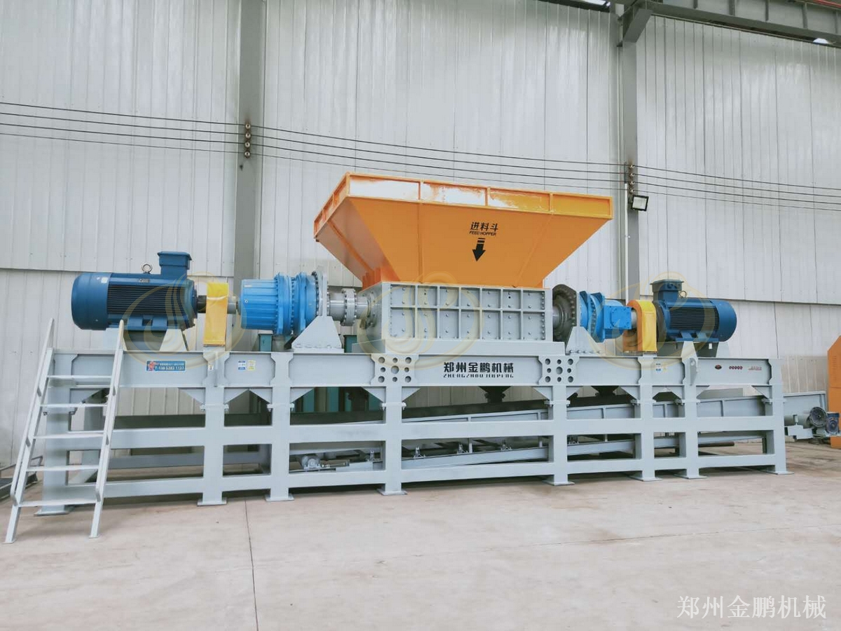 郑州金鹏稻草粉碎机选型与集中料场作业配置分析