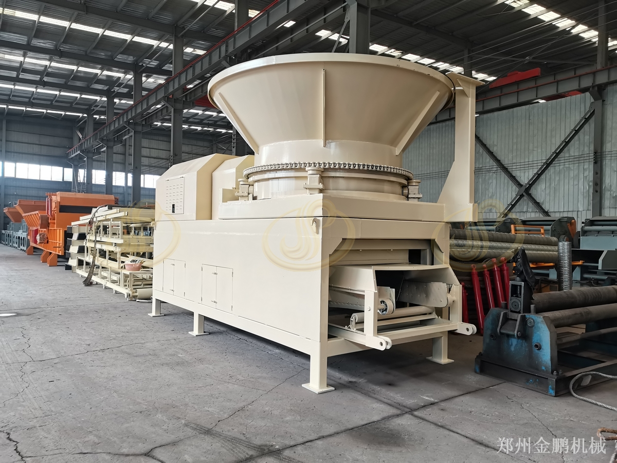 郑州金鹏挖机树根粉碎机选型判断与工况难点分析