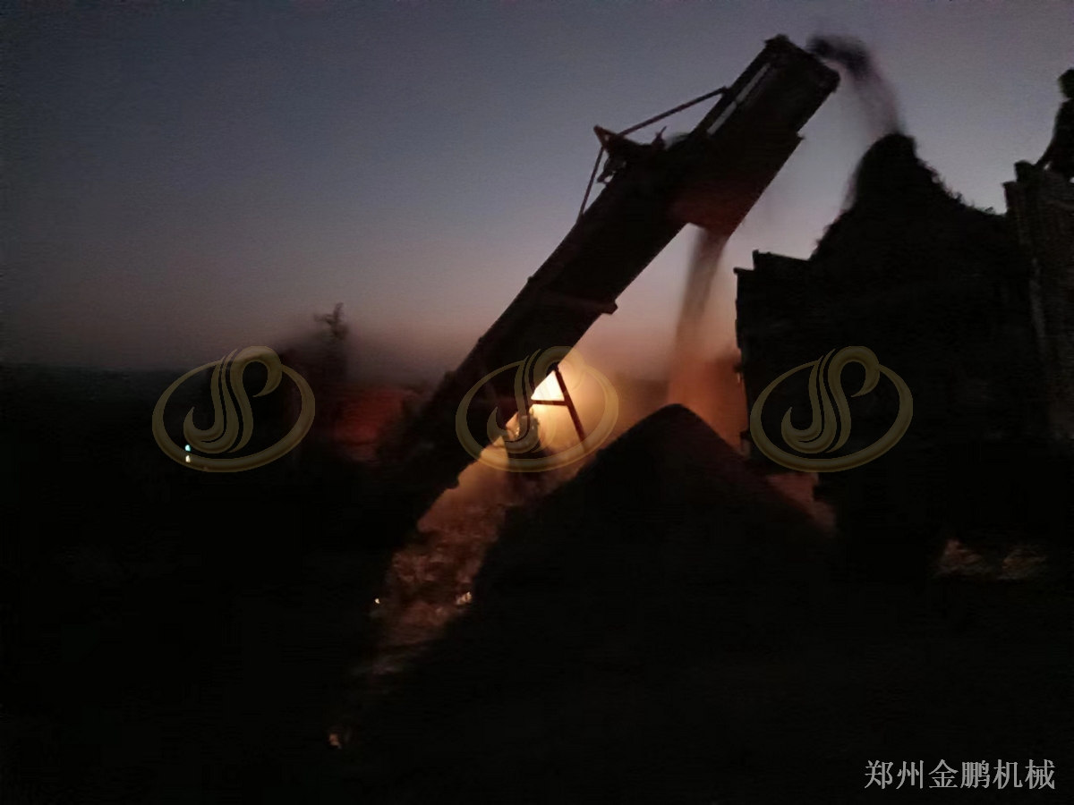 郑州金鹏大型木材破碎机设备选型与集中料场作业组织分析