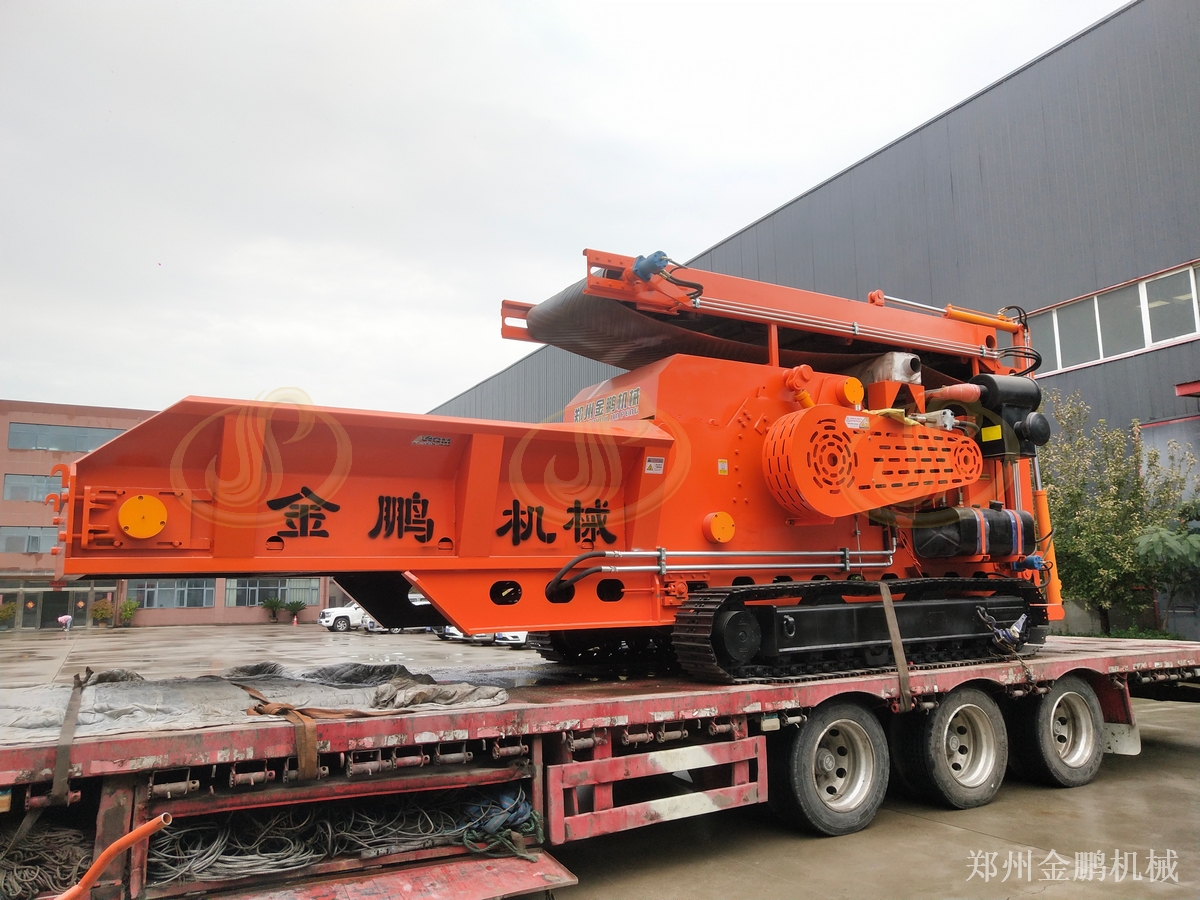 郑州金鹏大型柴油木材粉碎机选型与集中料场作业组织分析