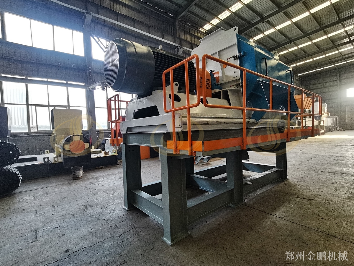 郑州金鹏麸皮粉碎机适用饲料加工与连续进料